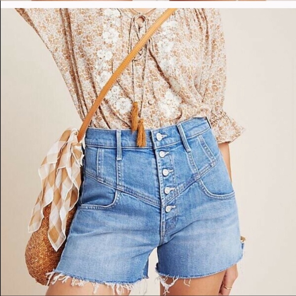Mother The swooner yoke shorts in post no bills